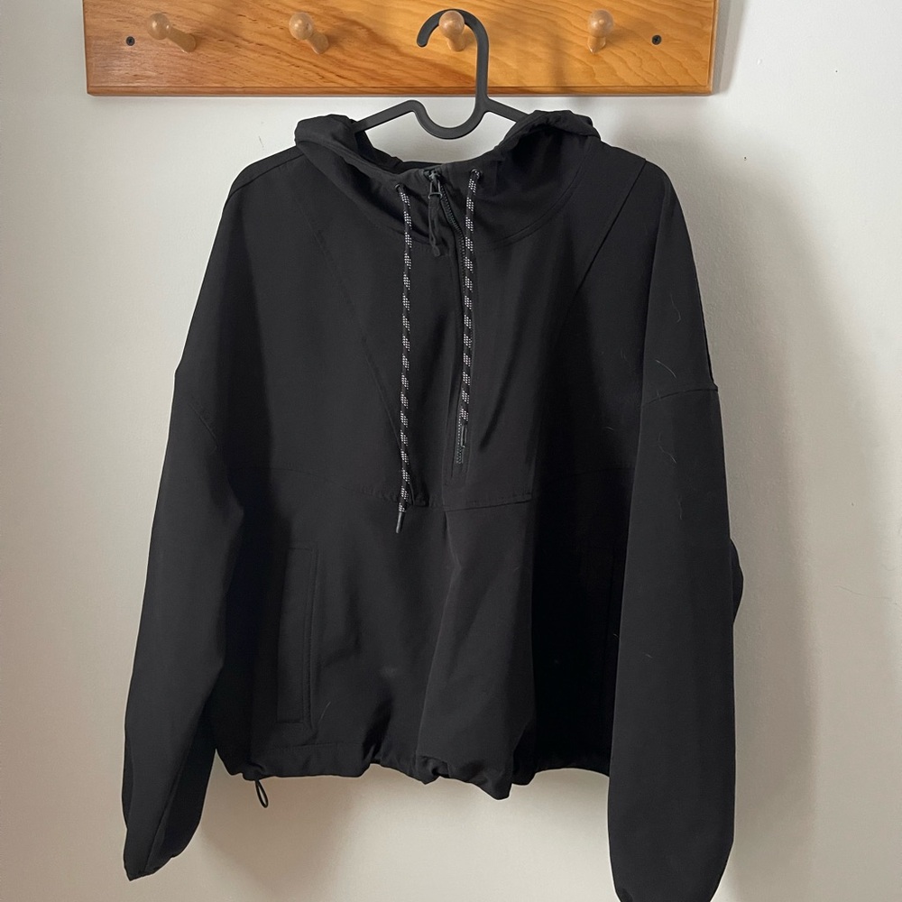 Black Athletic Pullover